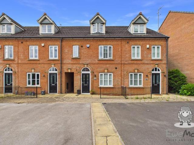 House for sale in Whiston Cross, Whiston