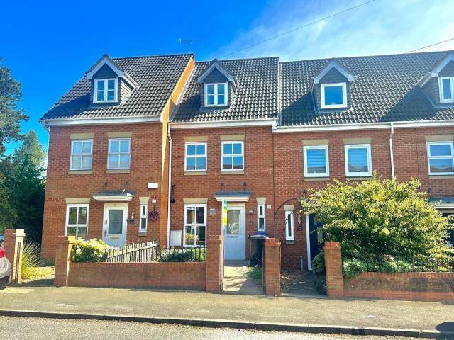 House for sale in Northampton, Northamptonshire