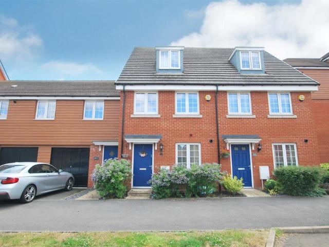 House for sale in Leighton-Linslade, Leighton Buzzard
