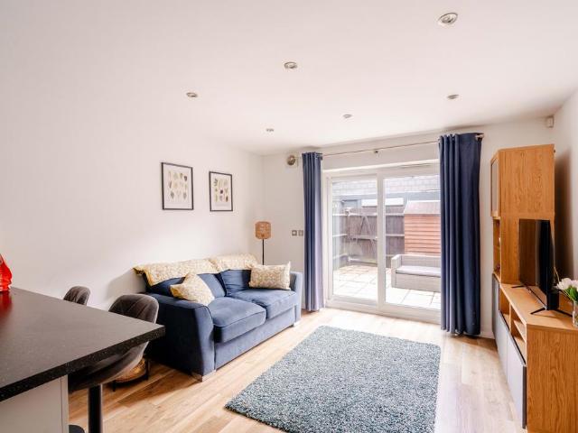 House for sale in Feckenham, City Of Bristol