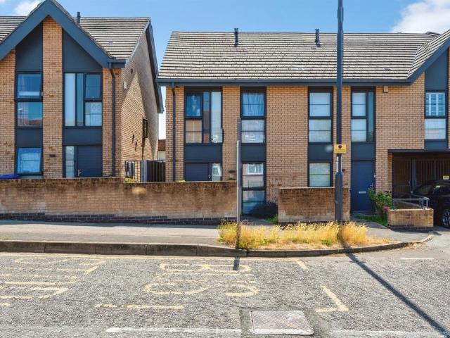 House for sale in Chellaston, East Midlands