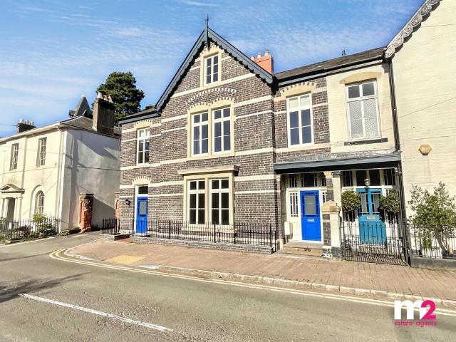 House for sale in Llanbadoc, Wales