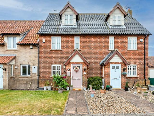 House for sale in Stokesby, Norfolk