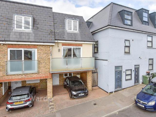 House for sale in Midway, Kent