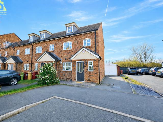 House for sale in Lee Bank, Greater Manchester