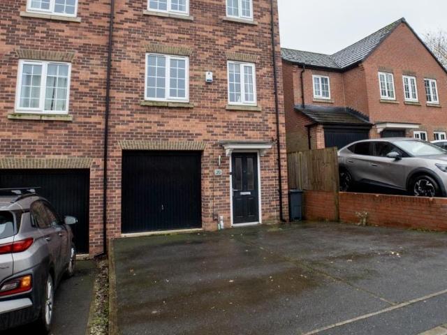 House for sale in Elmton, East Midlands