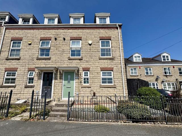 House for sale in Buttershaw, West Yorkshire