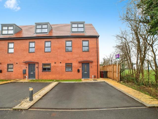 House for sale in Shirland and Higham CP, Brackenfield