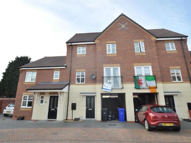 House for sale in Horninglow and Eton, Beamhurst
