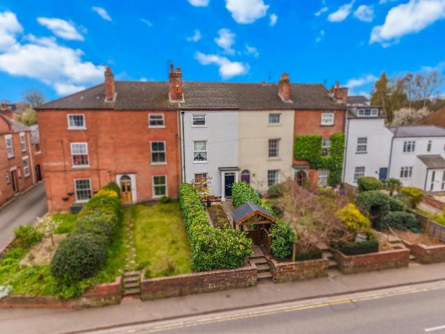 House for sale in St John's, Worcestershire