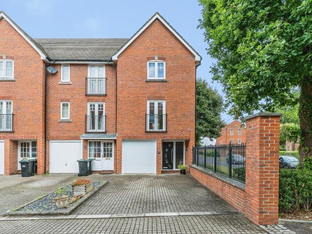 House for sale in Ashurst Bridge, Hampshire