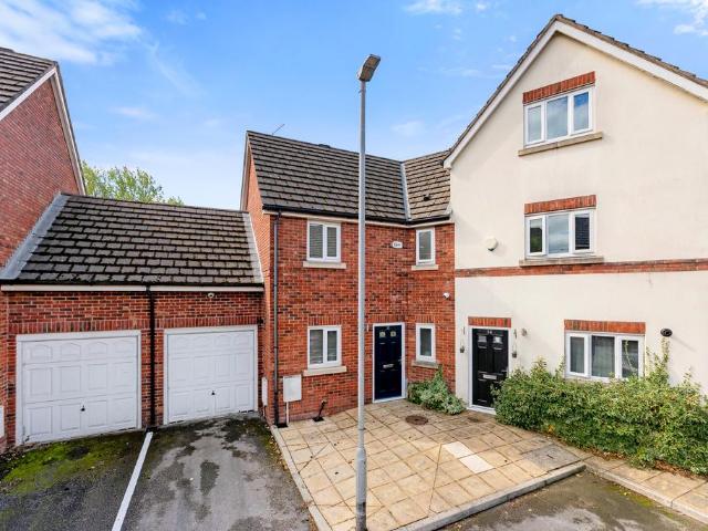 House for sale in Wingates, Bolton