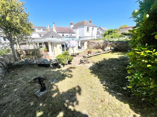 House for sale in Alderney