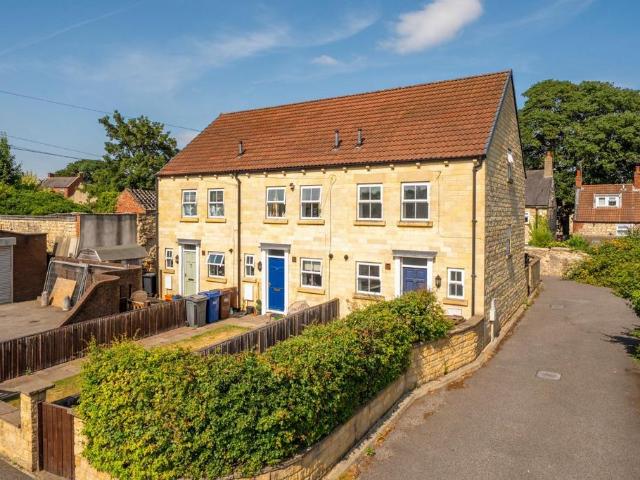 House for sale in Fishers Green, North Yorkshire