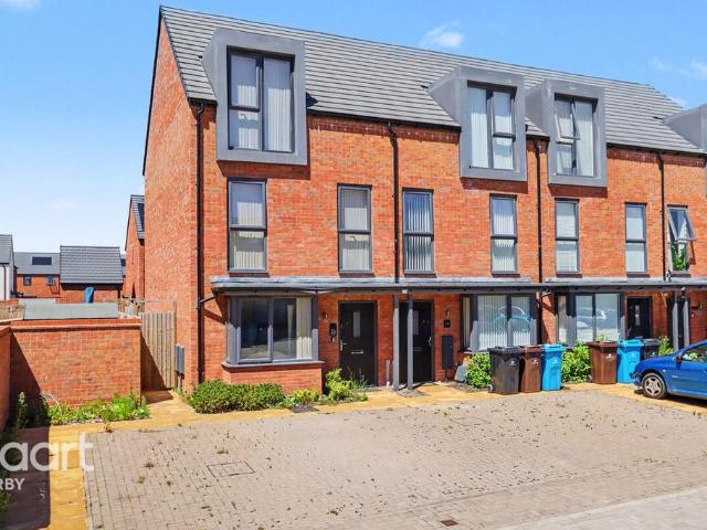 House for sale in Littleover, East Midlands