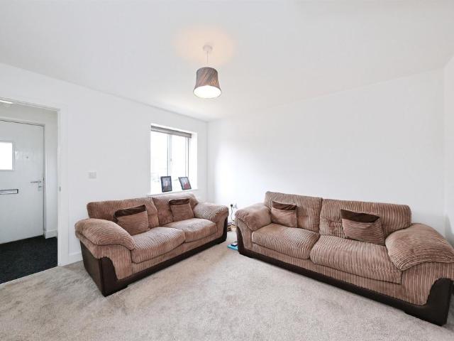 House for sale in Elmton, East Midlands