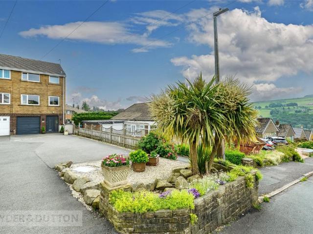 House for sale in Holme Valley, Upperthong