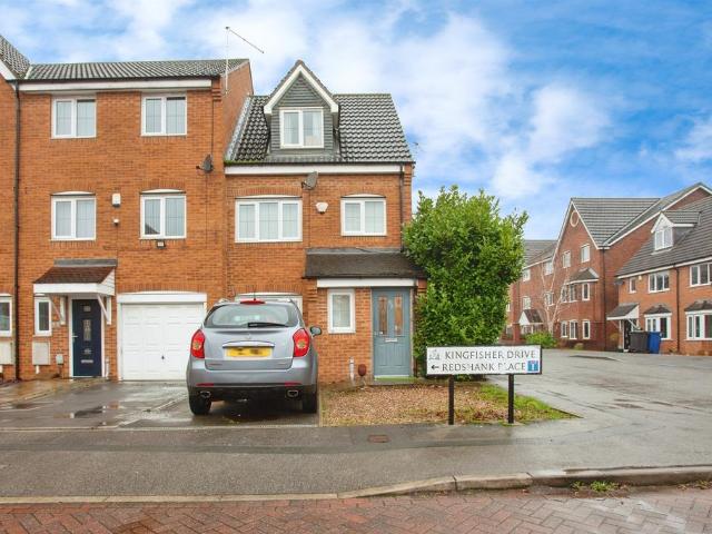 House for sale in Wombwell, South Yorkshire