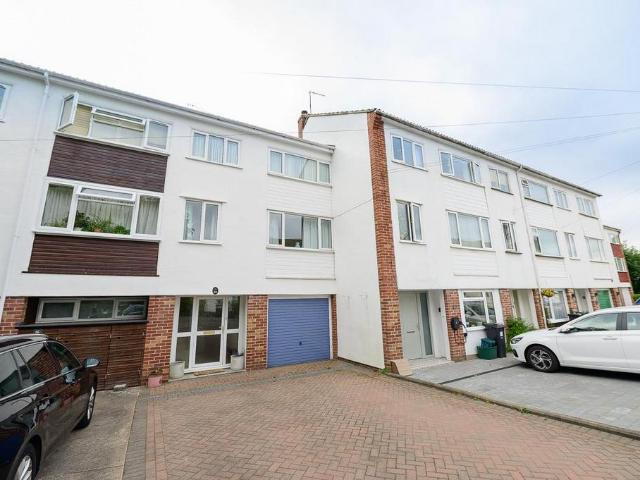 House for sale in Downend, South Gloucestershire