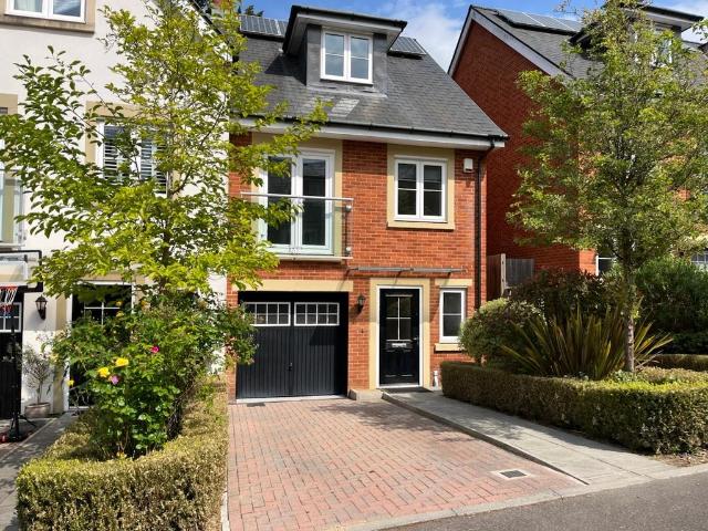 House for sale in Pachesham Park, Isle Of Man