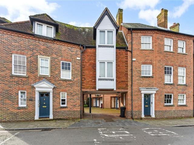 House for sale in Chichester, Littlecote