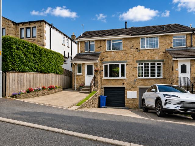 House for sale in Greatwood, Skipton