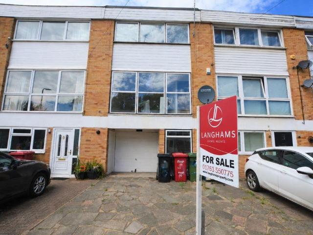 House for sale in Slough