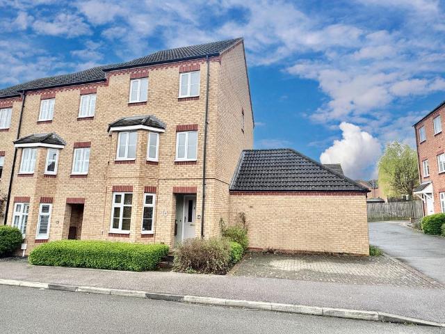 House for sale in Elmfield, Leicestershire