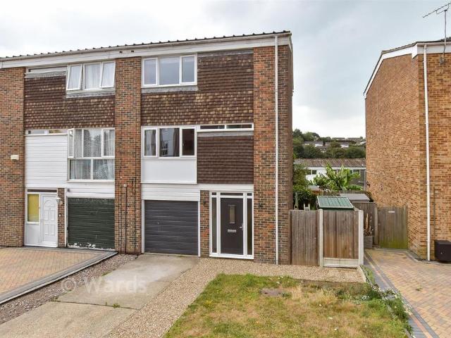House for sale in Golden Valley, Folkestone