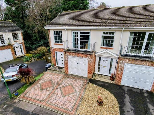 House for sale in Winton, Bournemouth