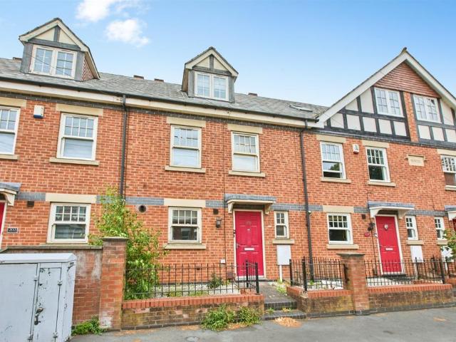House for sale in Little Chester, East Midlands