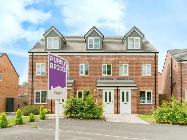 House for sale in Whitwood, West Yorkshire