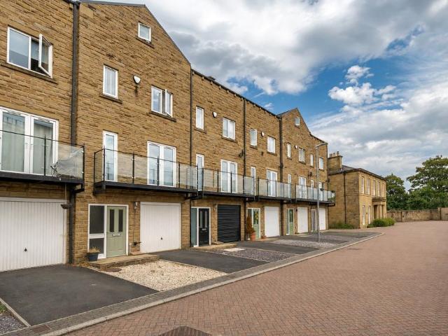House for sale in Friendly, Sowerby Bridge