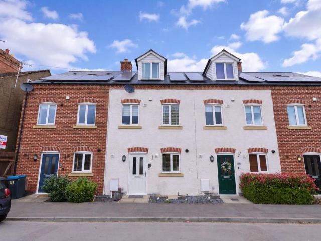 House for sale in Barton, Leicestershire
