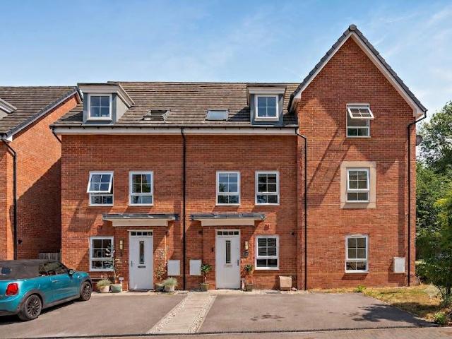 House for sale in West Yorkshire