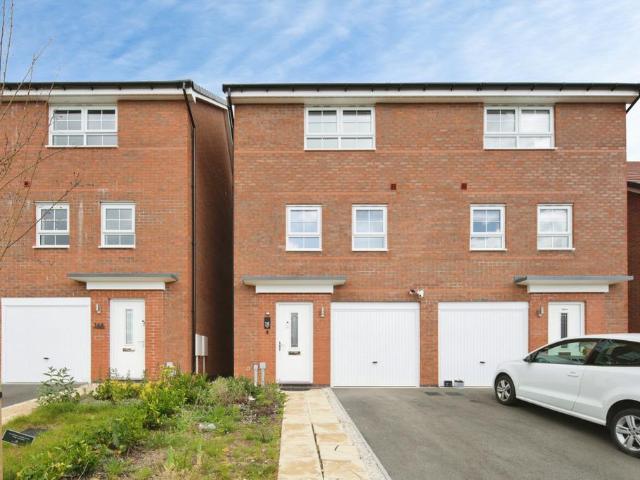 House for sale in Camp Hill