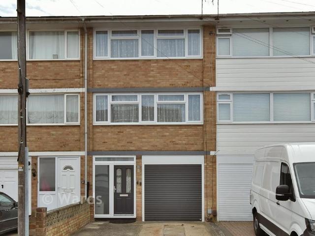 House for sale in Regent Quay, Oad Street