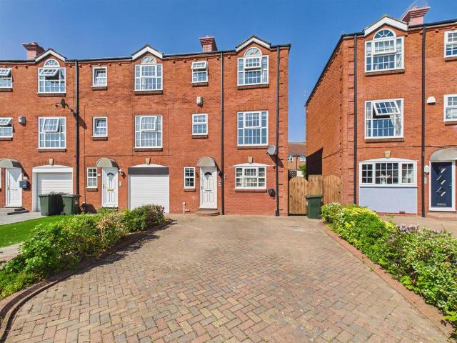House for sale in Preston, North Shields
