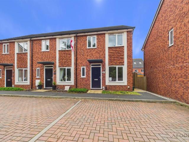 House for sale in Kingsley Moor, Staffordshire