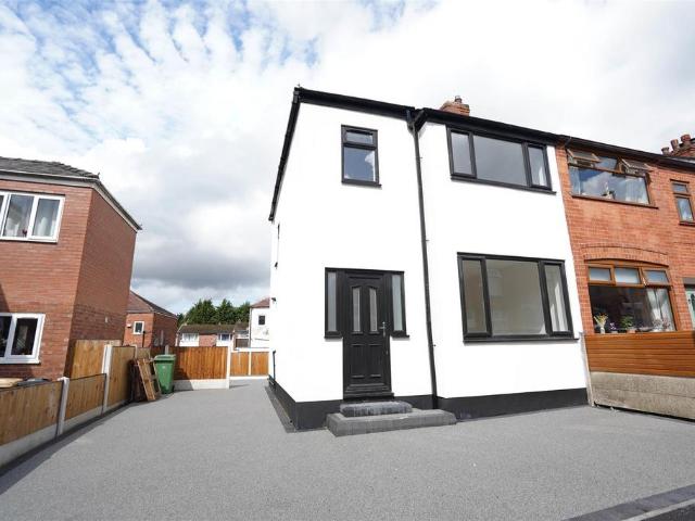 House for sale in Middlebrook, Lee Bank