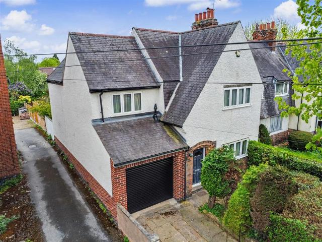 House for sale in Attenborough, East Midlands