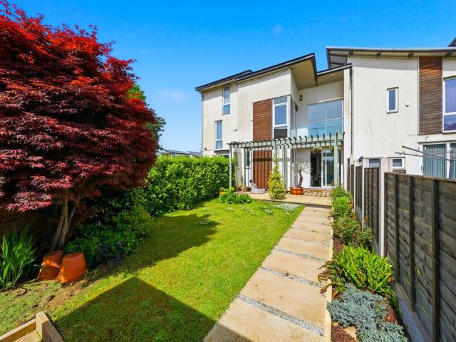 House for sale in Georgia, Greater Manchester