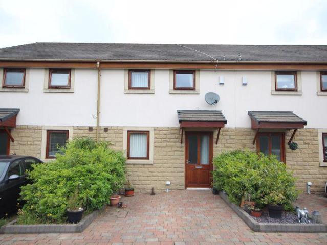 House for sale in Firgrove, Burnedge