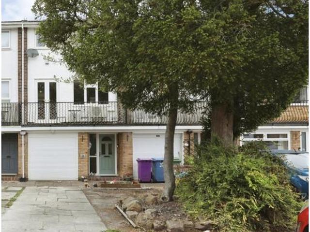 House for sale in Calderstones