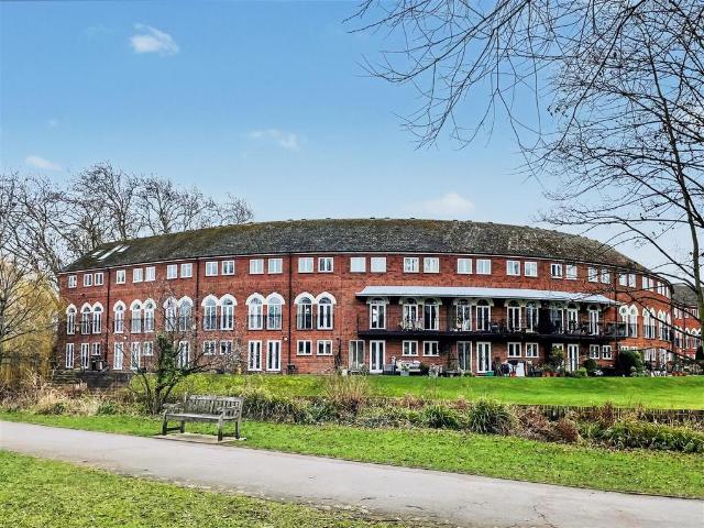 House for sale in Castle, Bedford