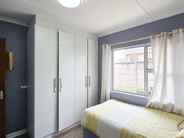 Townhouse for sale in East London, Eastern Cape