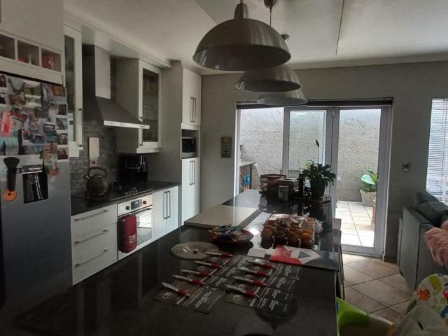 Townhouse for sale in Ekurhuleni, Gauteng