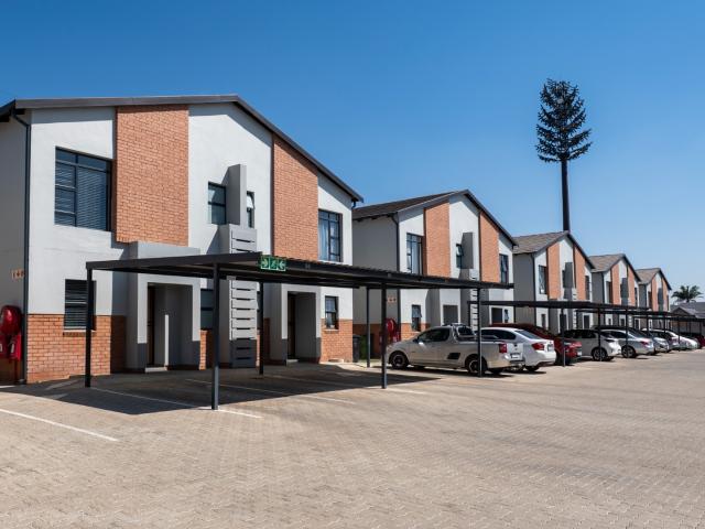 Townhouse for sale in Ekurhuleni, Gauteng