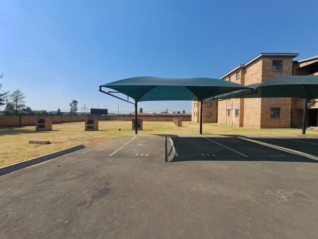 Townhouse for sale in Ekurhuleni, Gauteng