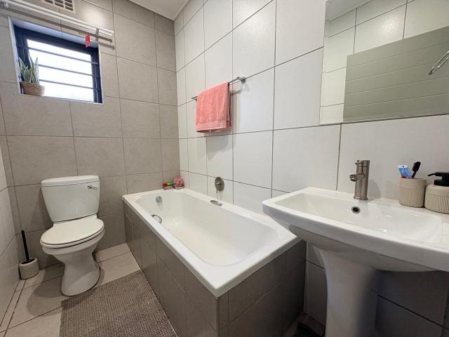 Townhouse for sale in Ekurhuleni, Gauteng